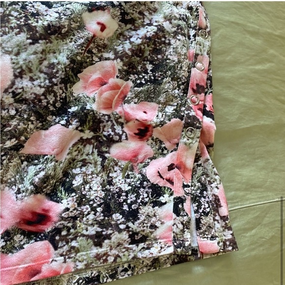 Fleur du Mal Dress - floral with underwire detail + long sleeves and side snaps! - Picture 5 of 6